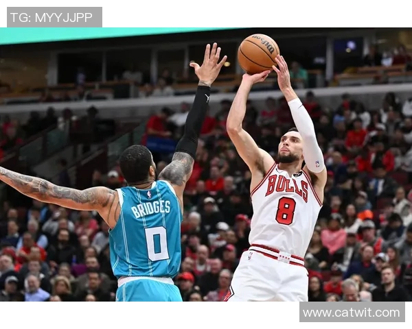 公牛球星拉文因脚踝受伤将缺席数场比赛,球队前景备受考验